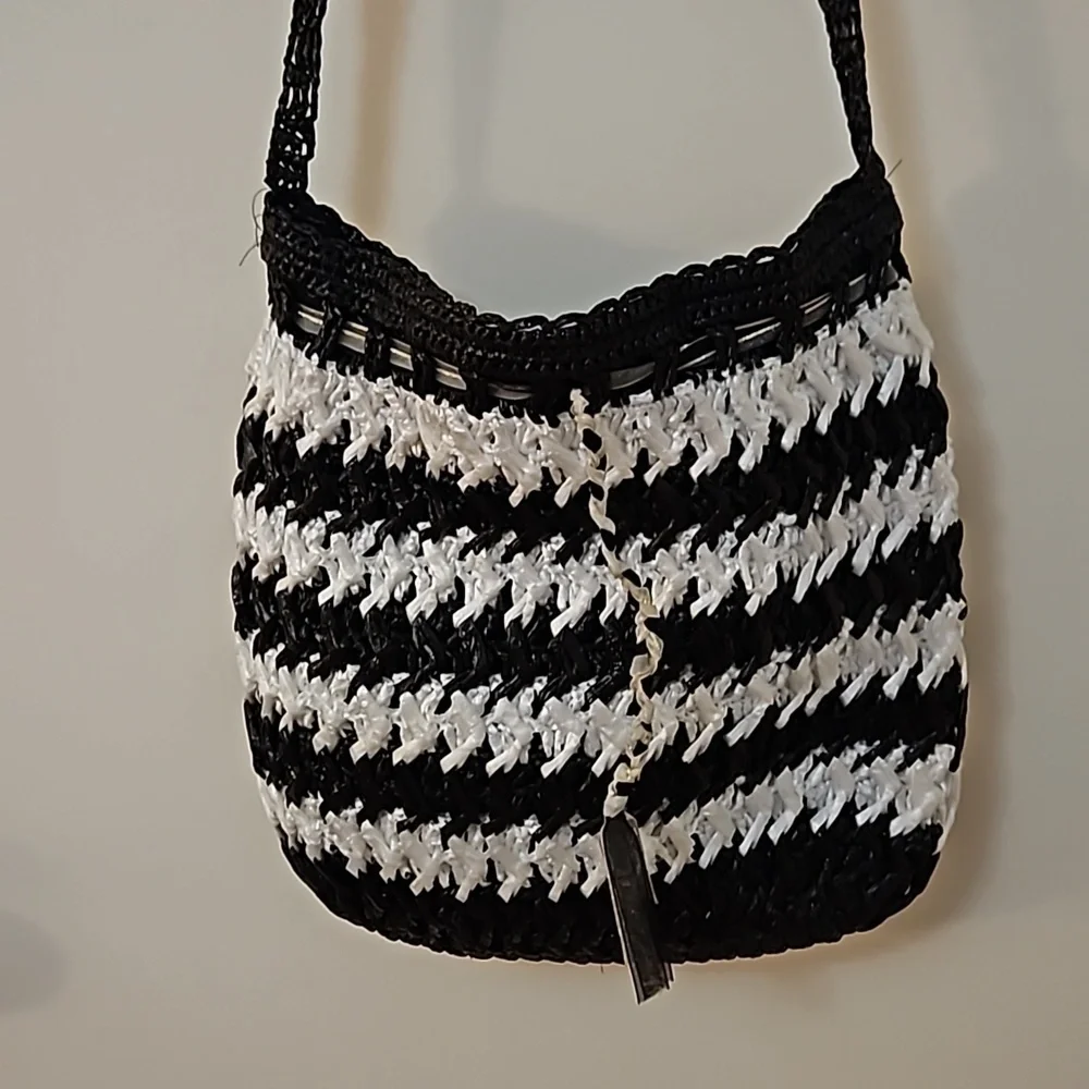 HANDMADE Monochrome Raffia Crochet Cinch Hobo Crossbody Festival Bag